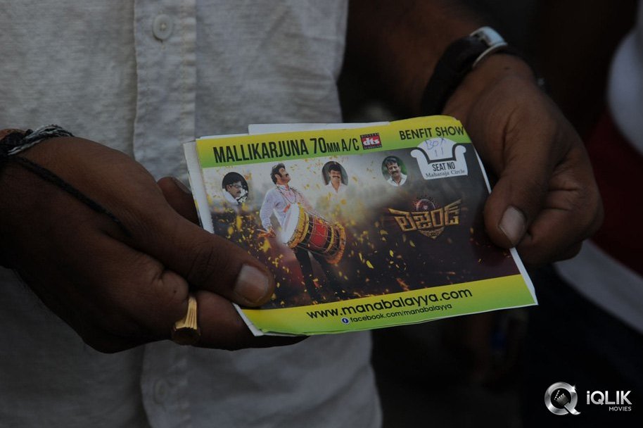 Legend-Movie-Hungama-at-Bramaramba-Theatre